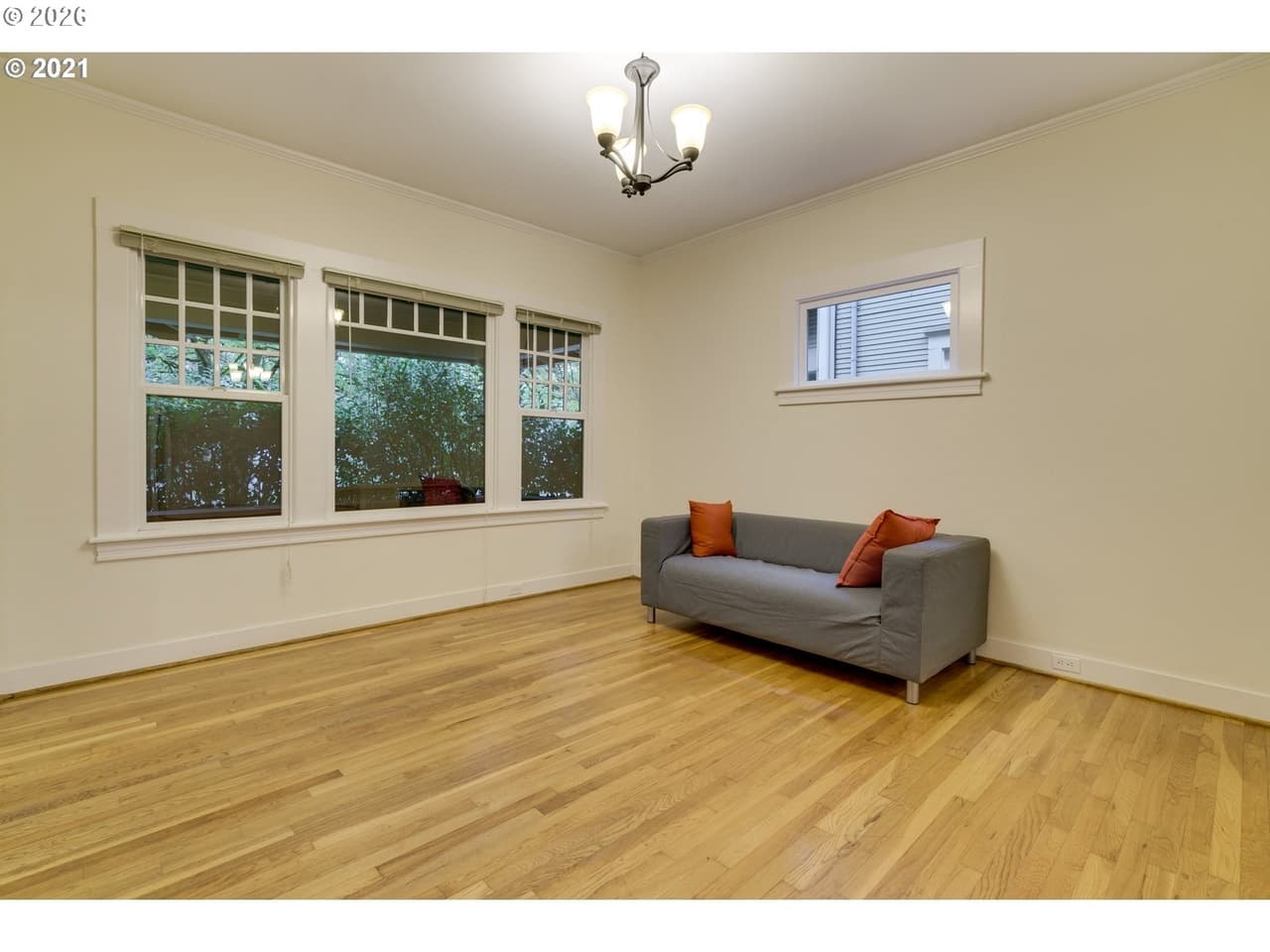 407 SE 28th Ave - Thumbnail 4