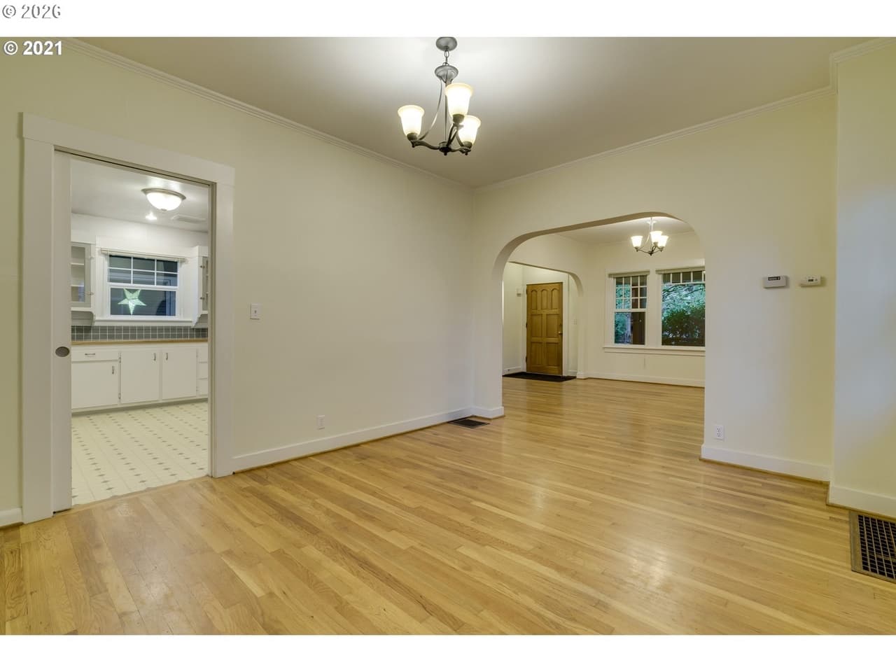 407 SE 28th Ave - Thumbnail 6