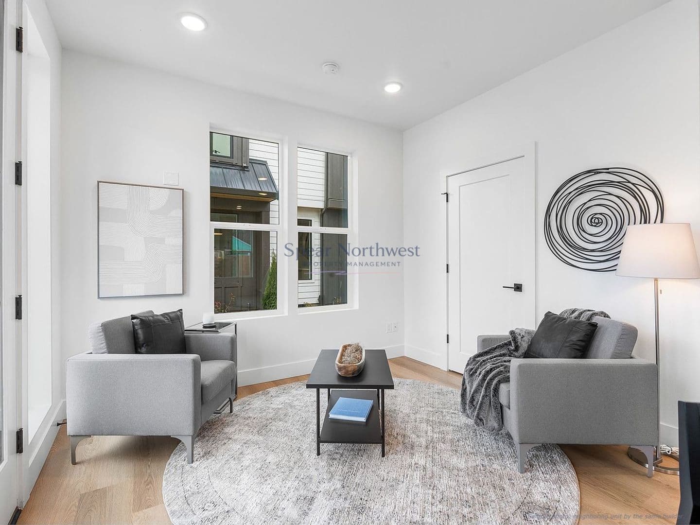 6199 N Amherst St - Thumbnail 6