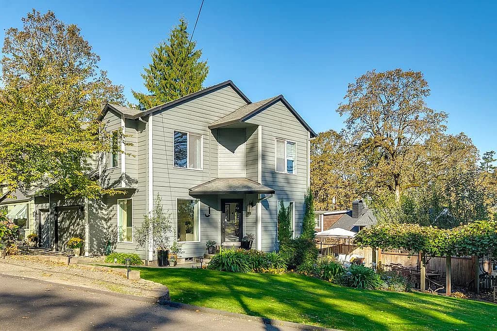 18650 Midhill Cir - Thumbnail 3