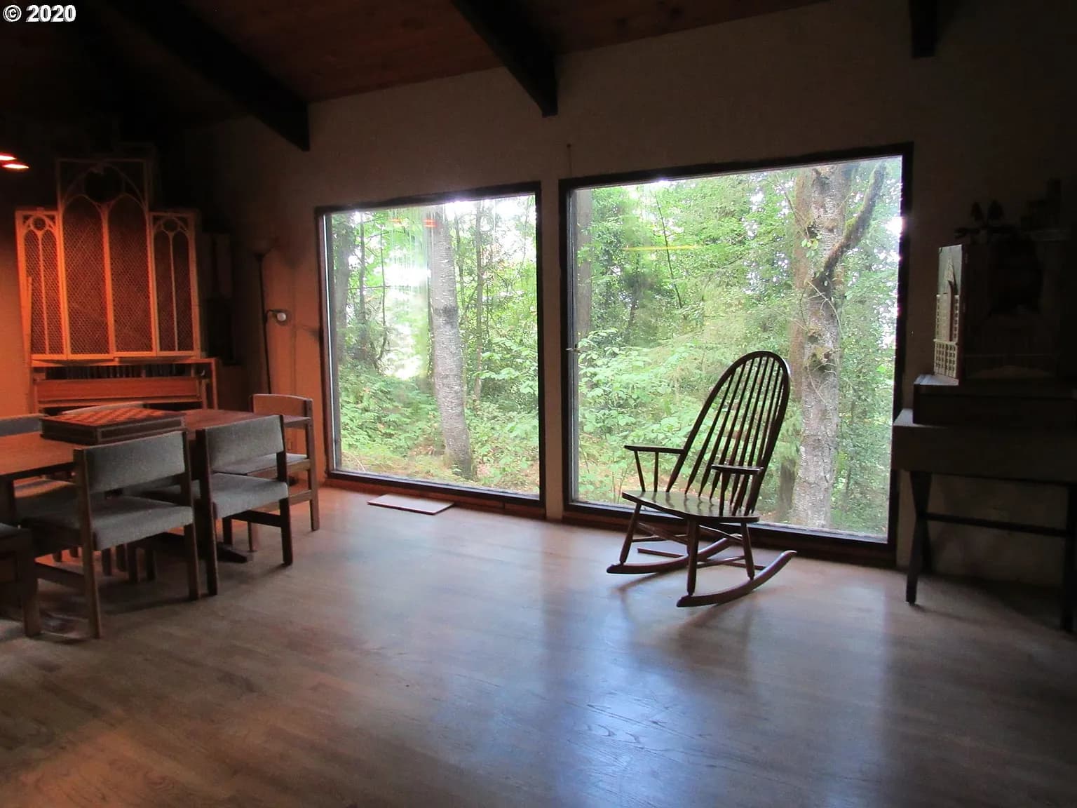 2325 Marylhurst Dr - Thumbnail 4