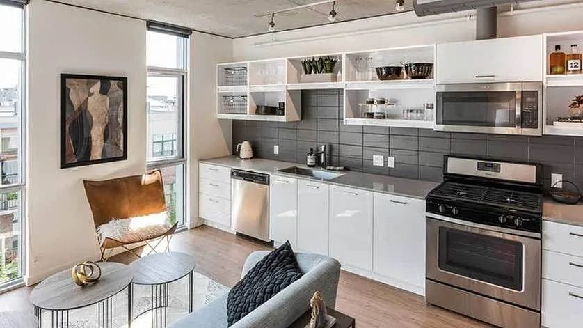 1250 NW Kearney St #1113