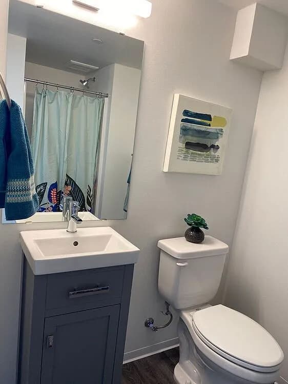 2211 SW 4th Ave APT 203 - Thumbnail 6