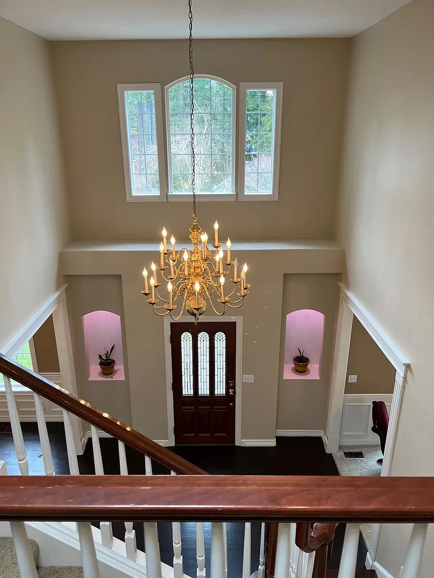 2227 Parkview Ct - Thumbnail 4