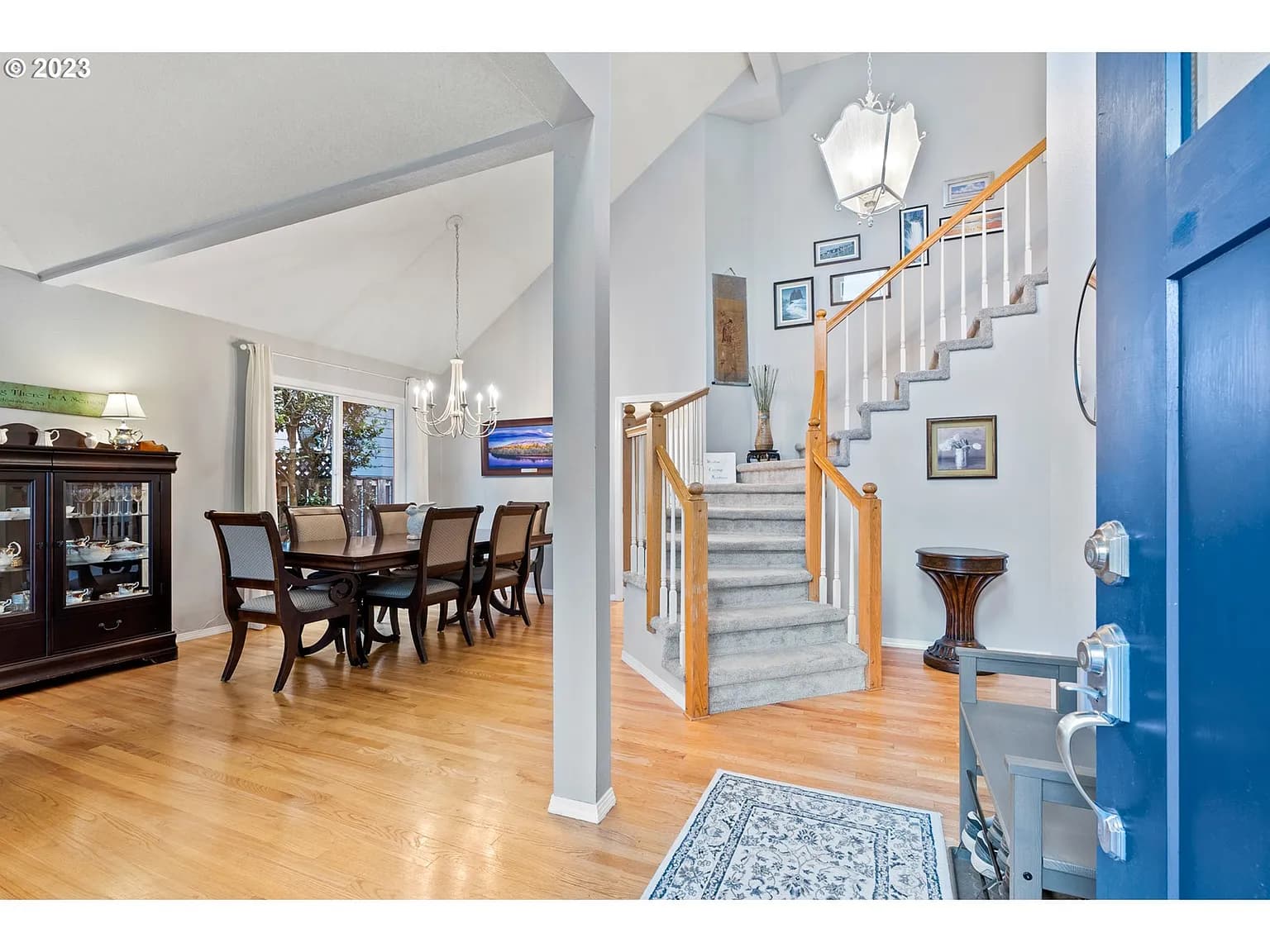 12350 SW Millview Ct - Thumbnail 2