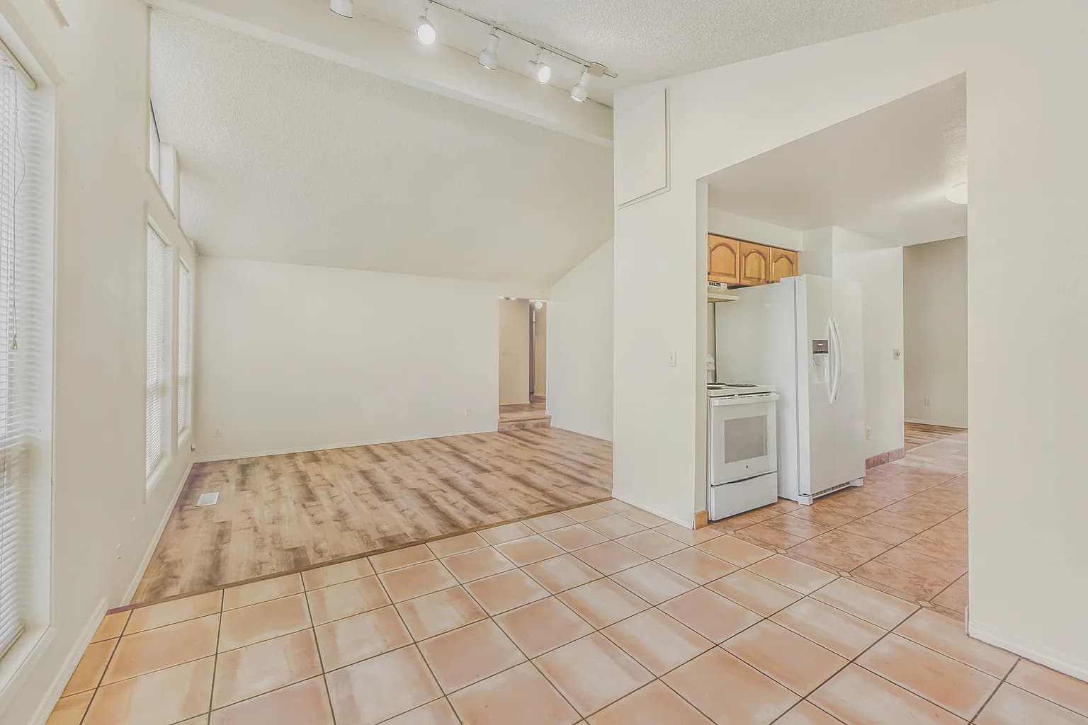 1467 NW 176th Pl - Thumbnail 5