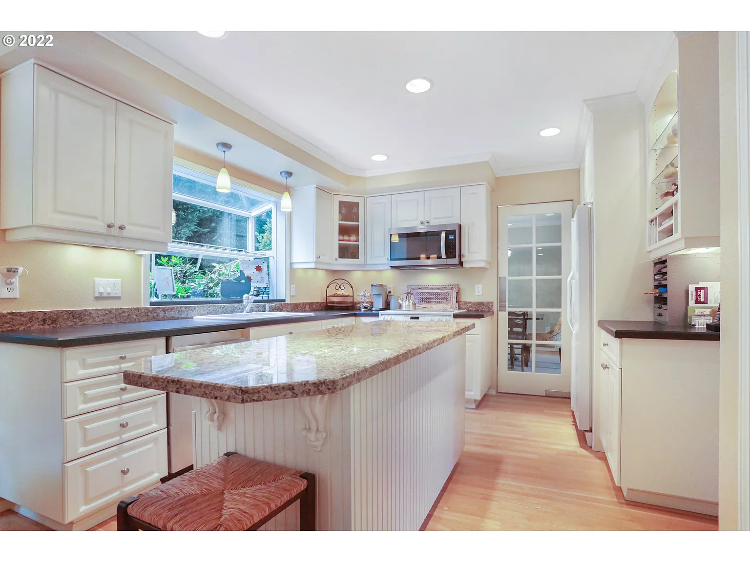 12183 SW Millview Ct - Thumbnail 3