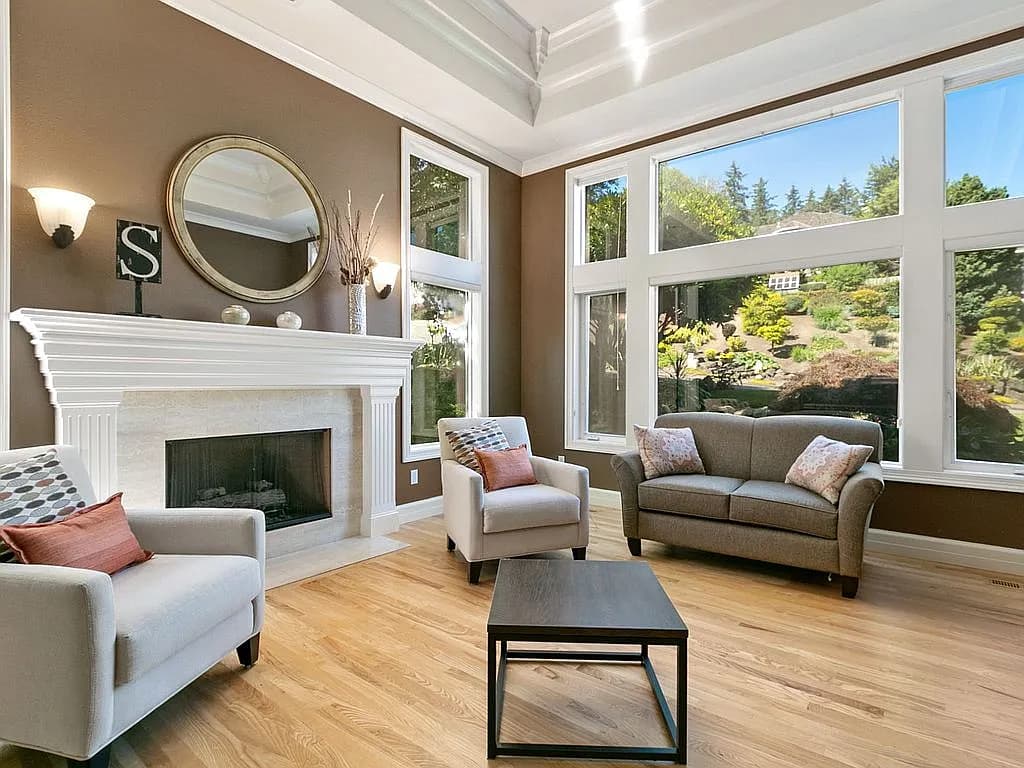 2123 Ridgebrook Dr - Thumbnail 3