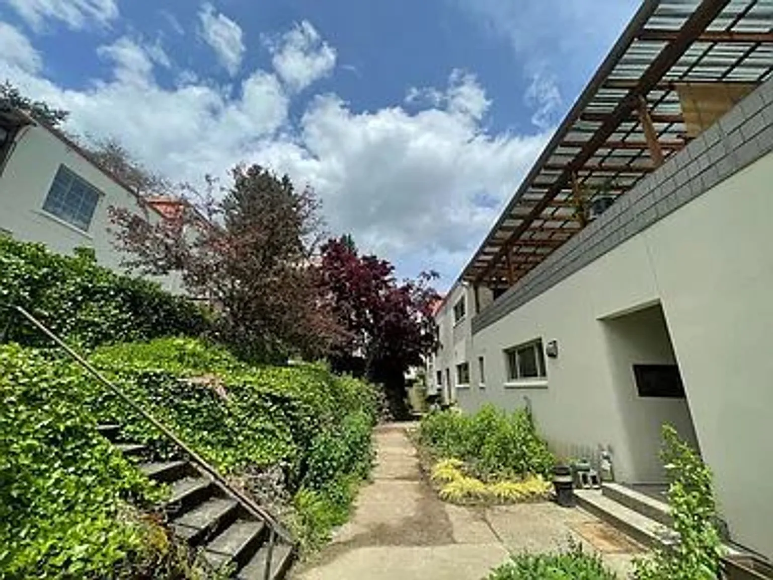 5042 SW Corbett Ave UNIT 5