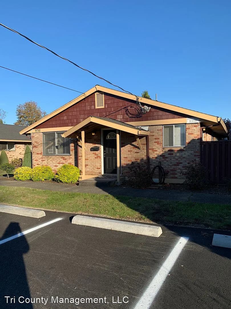 9742 SE 43rd Ave UNIT A