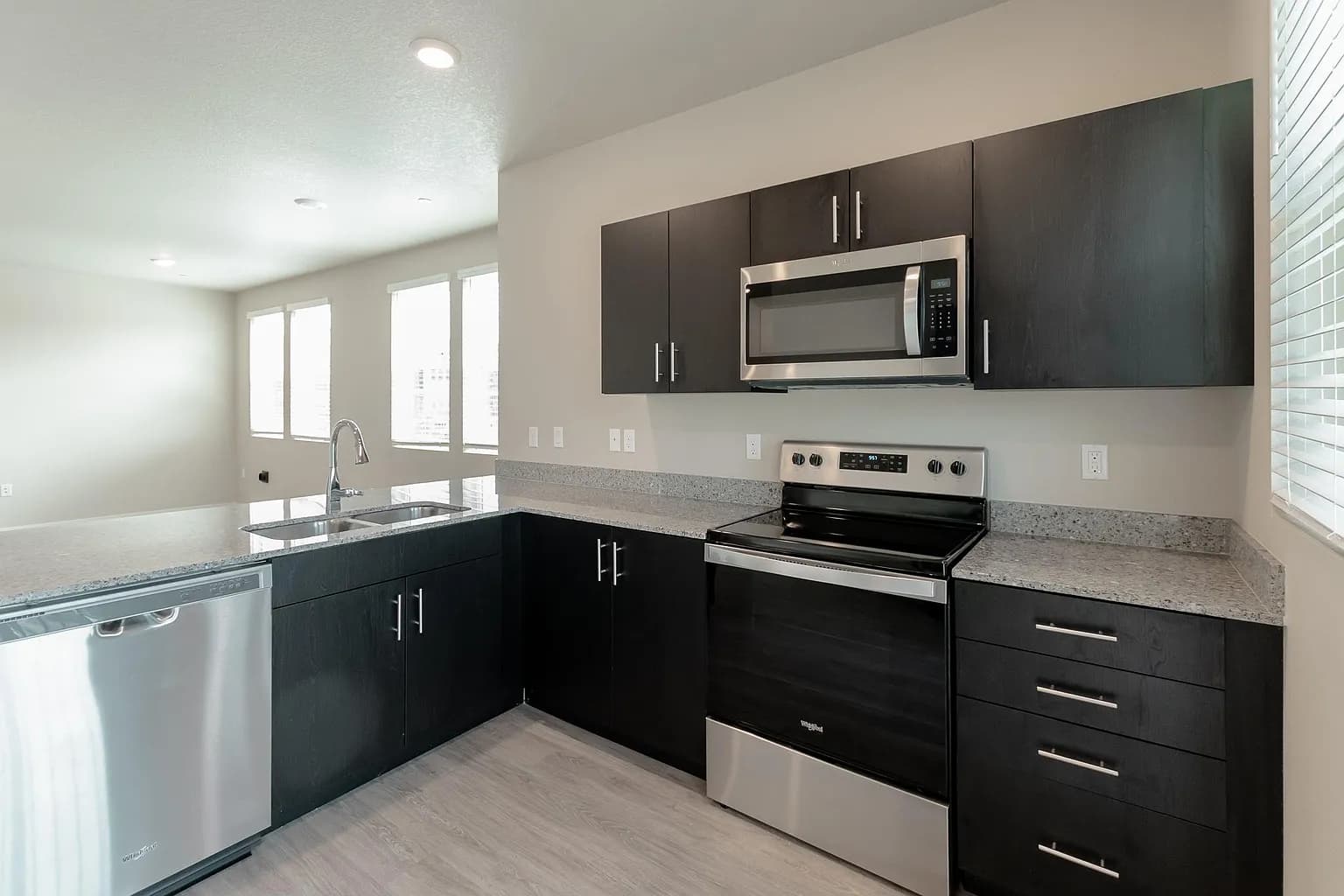 7128 NW 159th Ave #7112-308 - Thumbnail 4