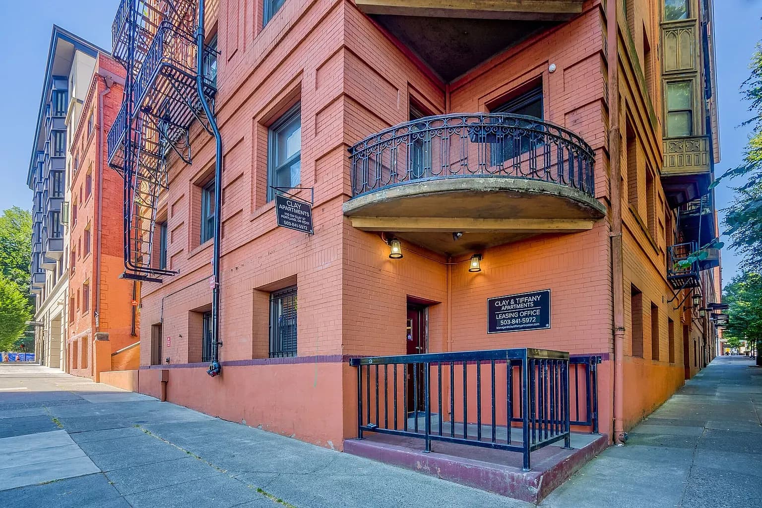 1515 SW 11th Ave #C042 - Thumbnail 3