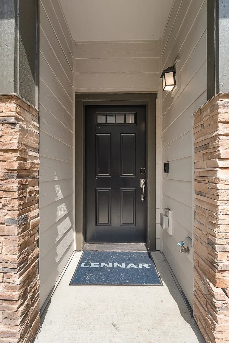 8887 SW Elena Ln - Thumbnail 5