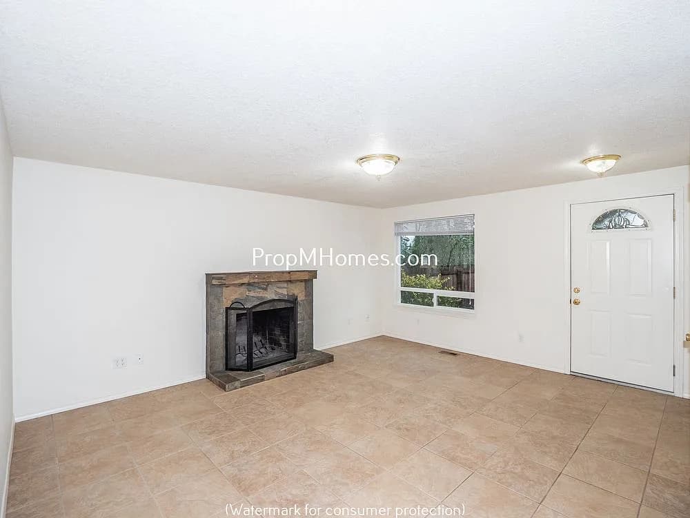 18335 Willamette Dr - Thumbnail 3