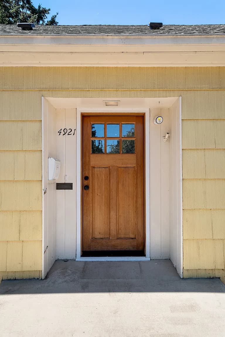 4921 SE 76th Ave - Thumbnail 4