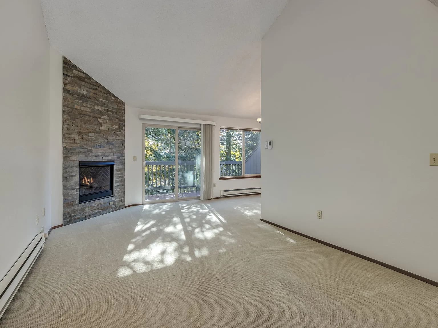 232 Cervantes - Thumbnail 3