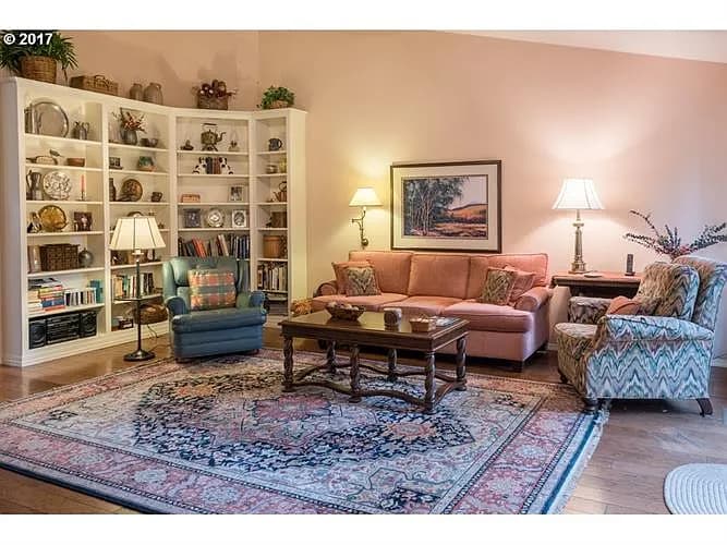 2218 Parkview Ct - Thumbnail 5