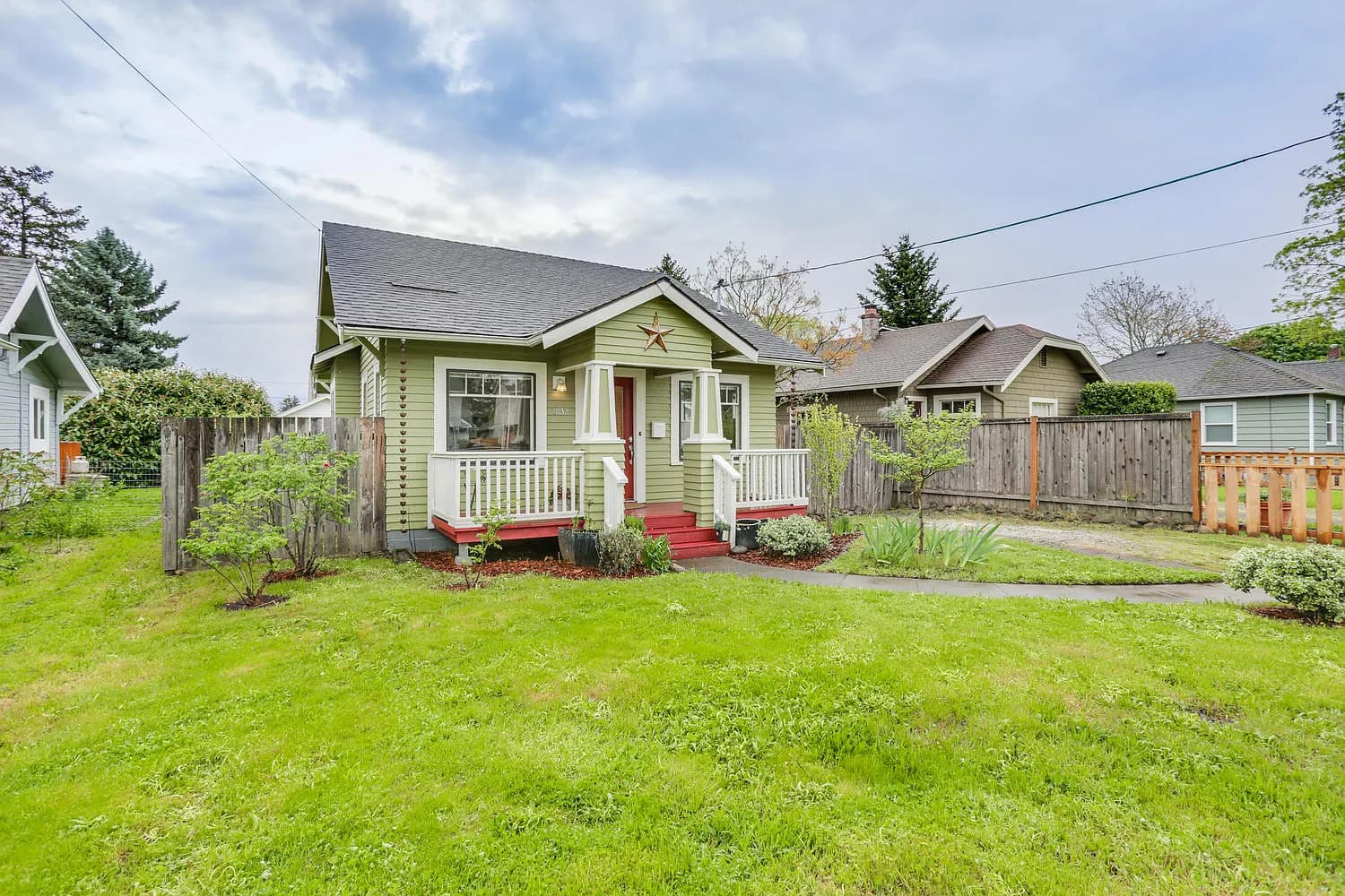 4832 SE 75th Ave - Thumbnail 4