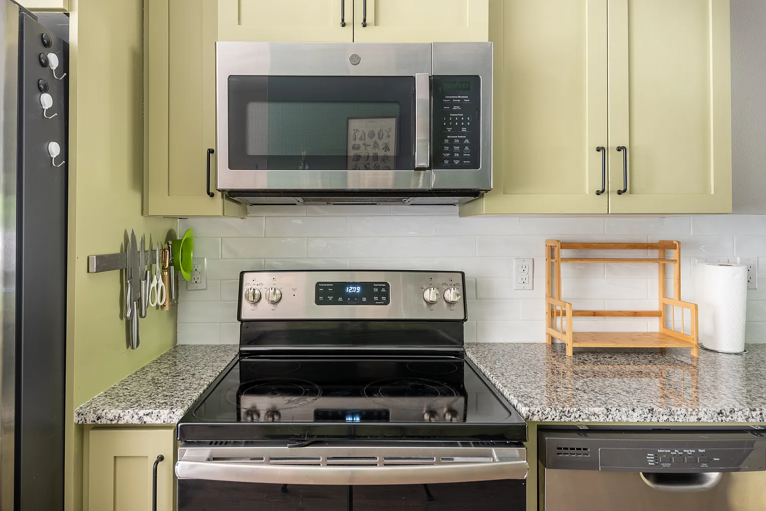 8899 SW Elena Ln #1 - Thumbnail 6