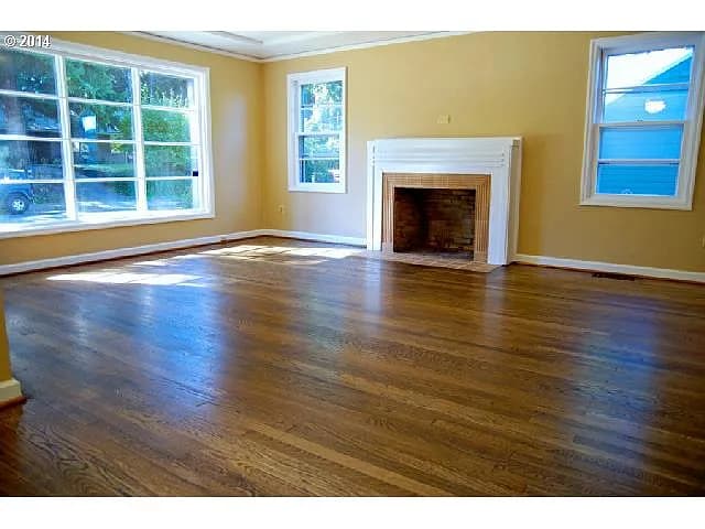 4421 SE Tibbetts St - Thumbnail 3