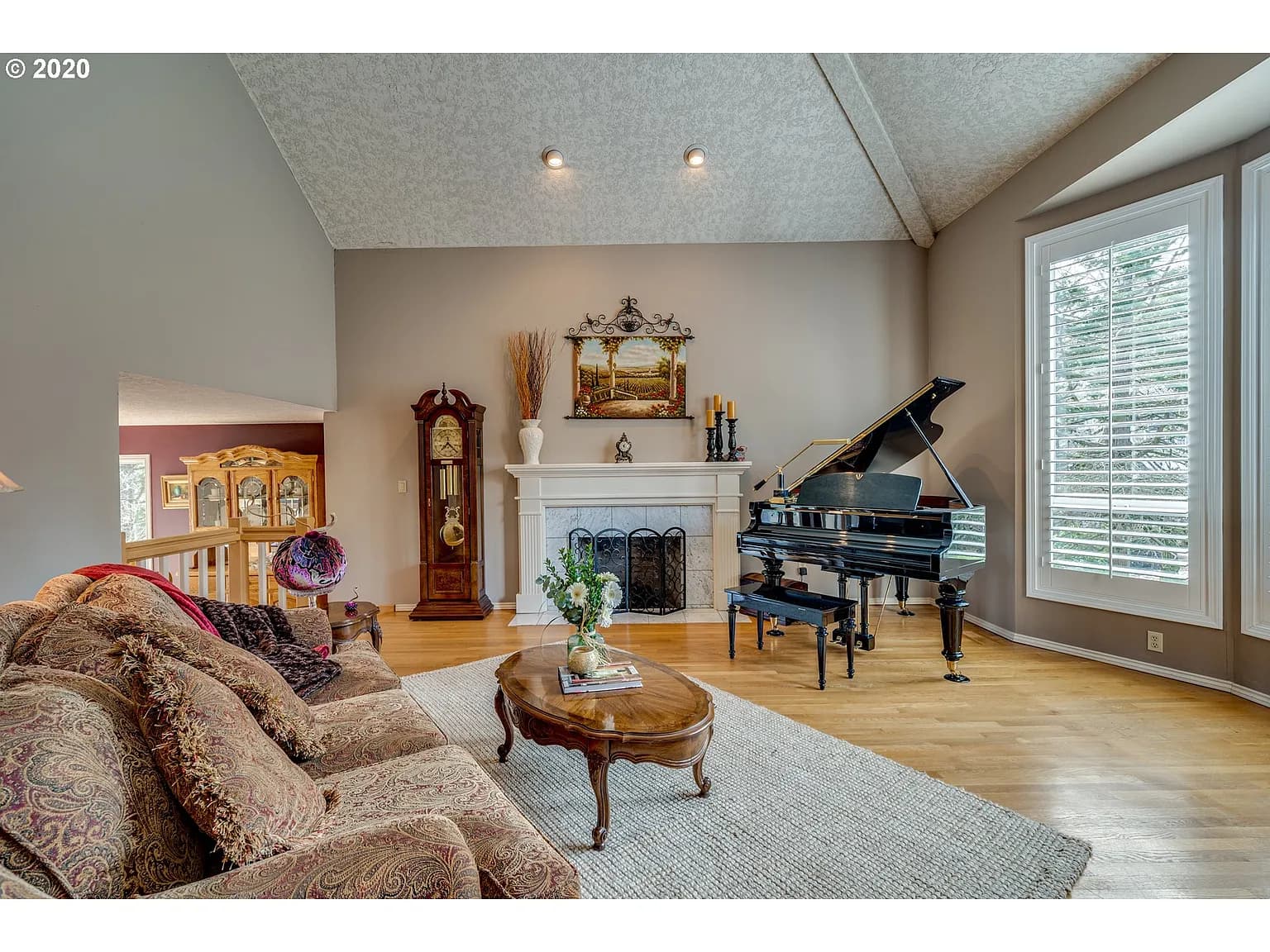 1319 Stonehaven Dr - Thumbnail 3