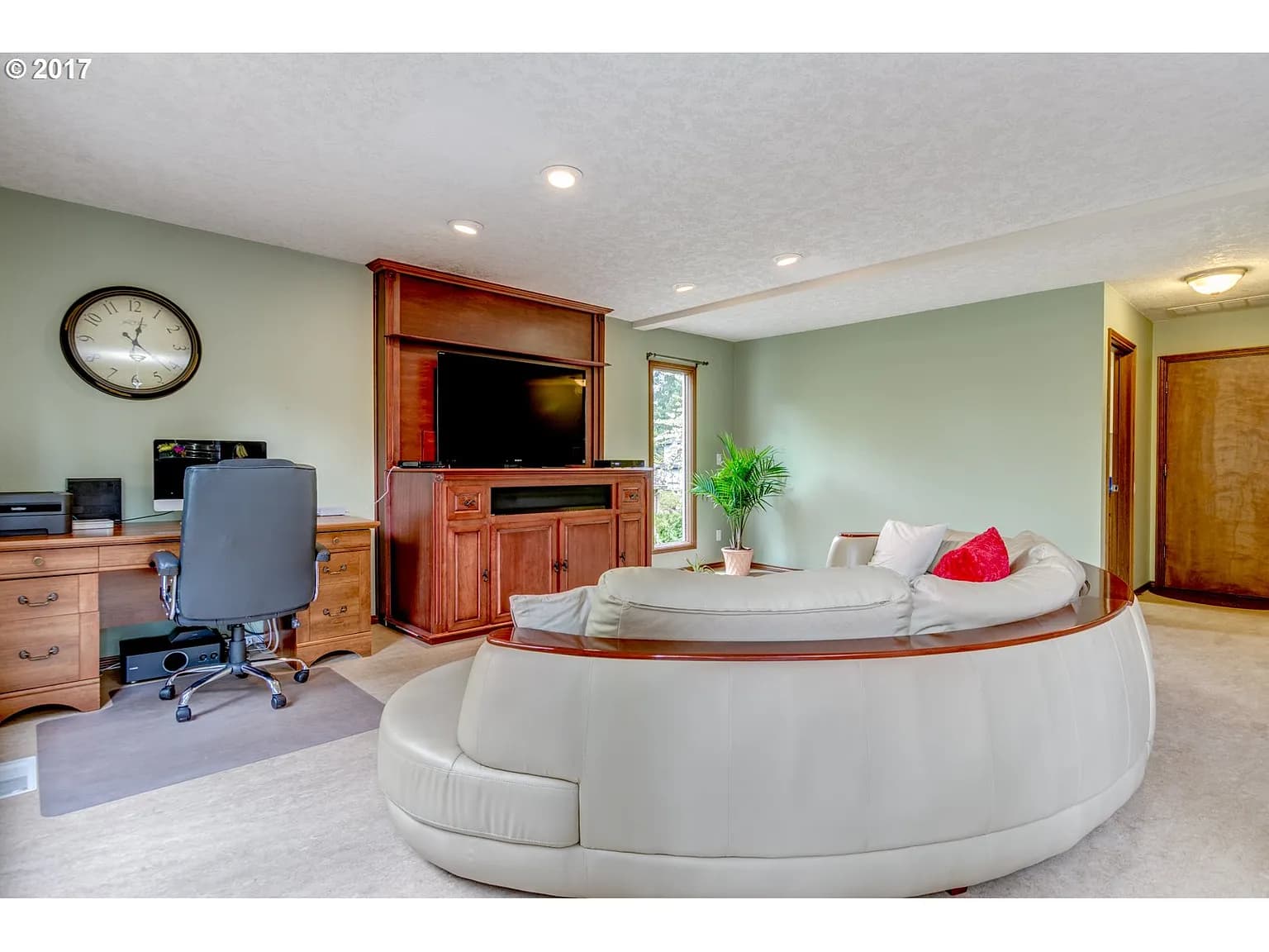 1493 Braemar Dr - Thumbnail 4