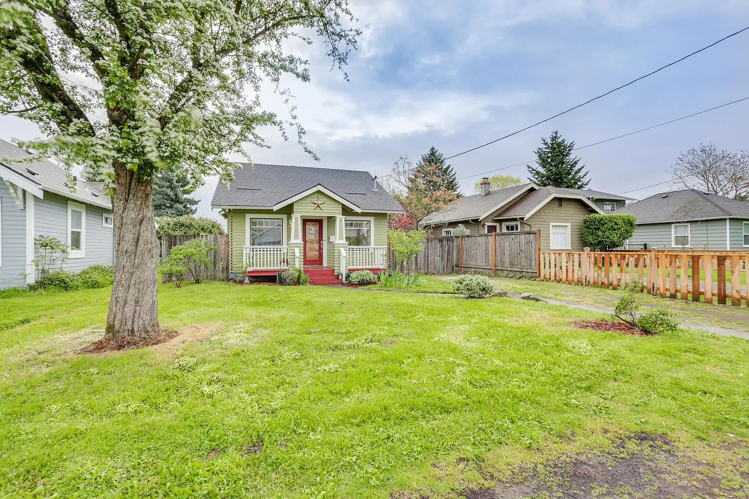 4832 SE 75th Ave - Thumbnail 3