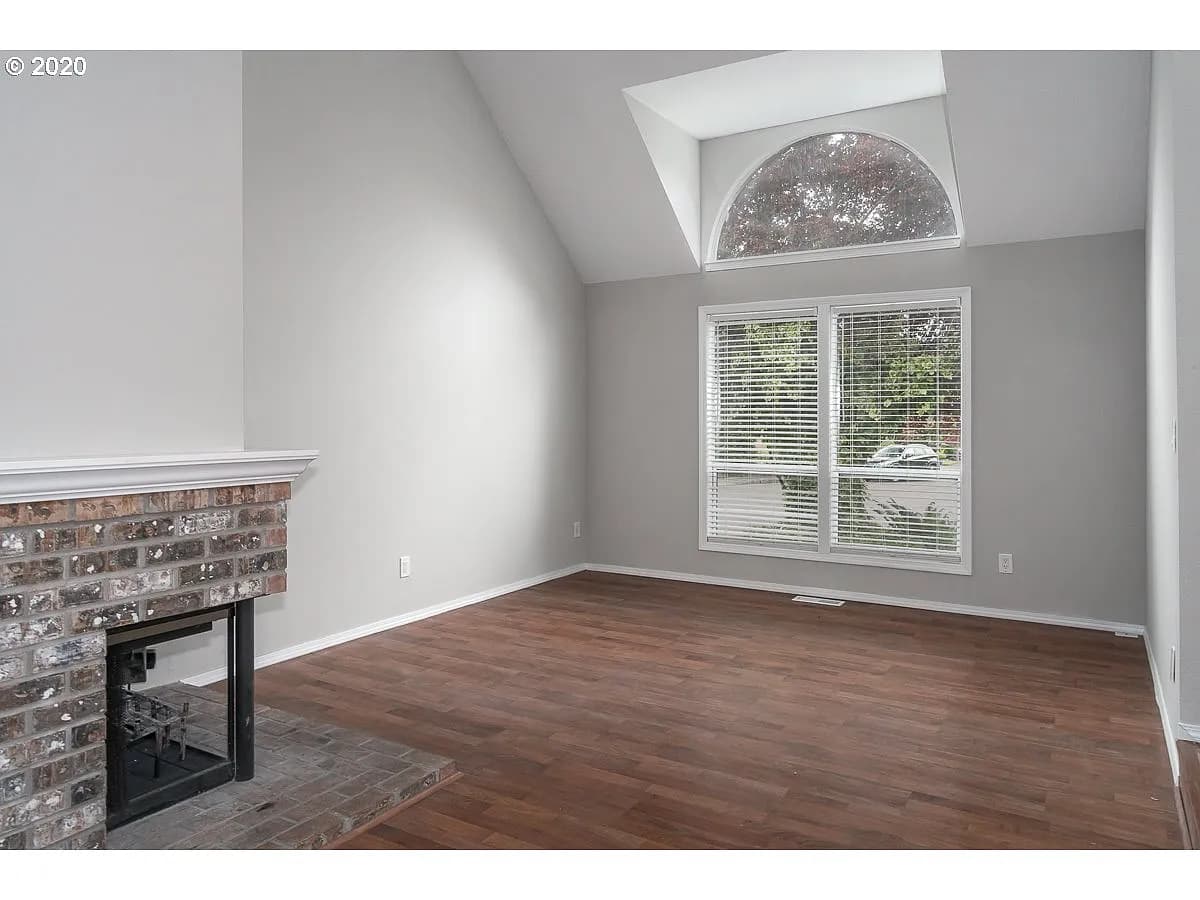 12149 SW Millview Ct - Thumbnail 6