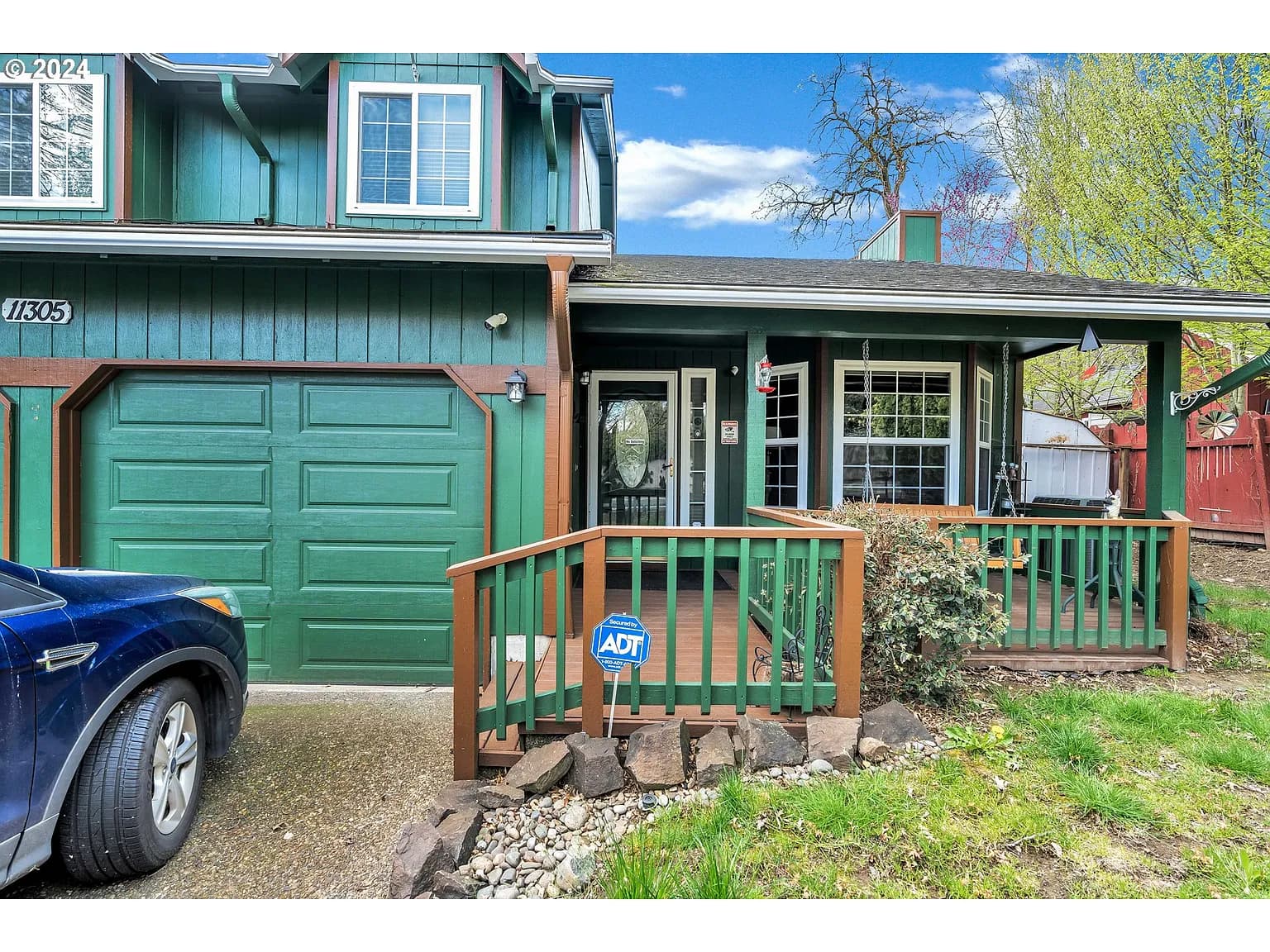 11305 SW 121st Ave - Thumbnail 4