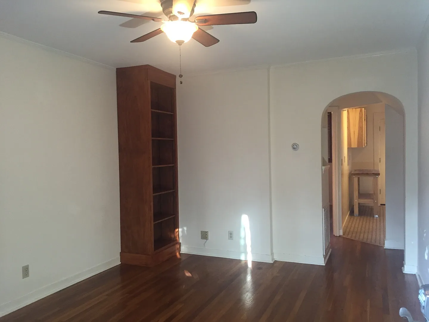 2120-2128 NE 12th Ave #2126 - Thumbnail 2