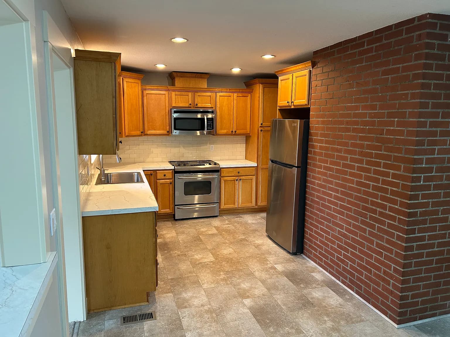 13539 SW 61st Ave - Thumbnail 3