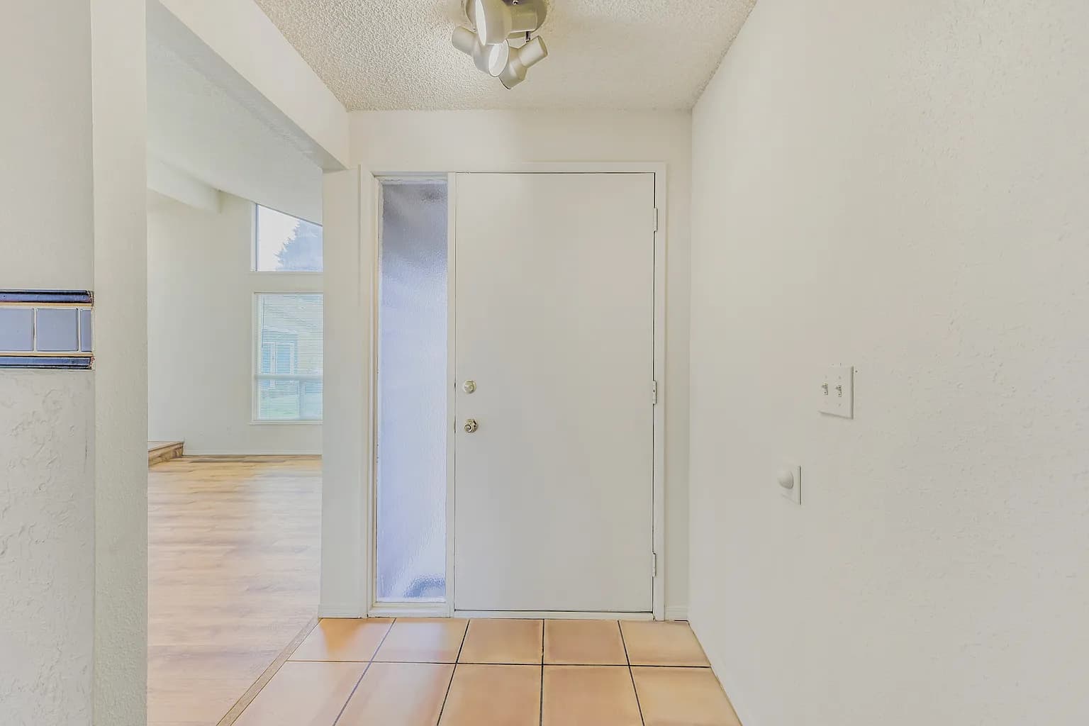 1467 NW 176th Pl - Thumbnail 4