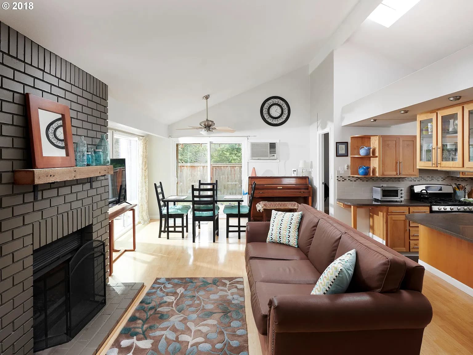 1550 SW 178th Ave - Thumbnail 5