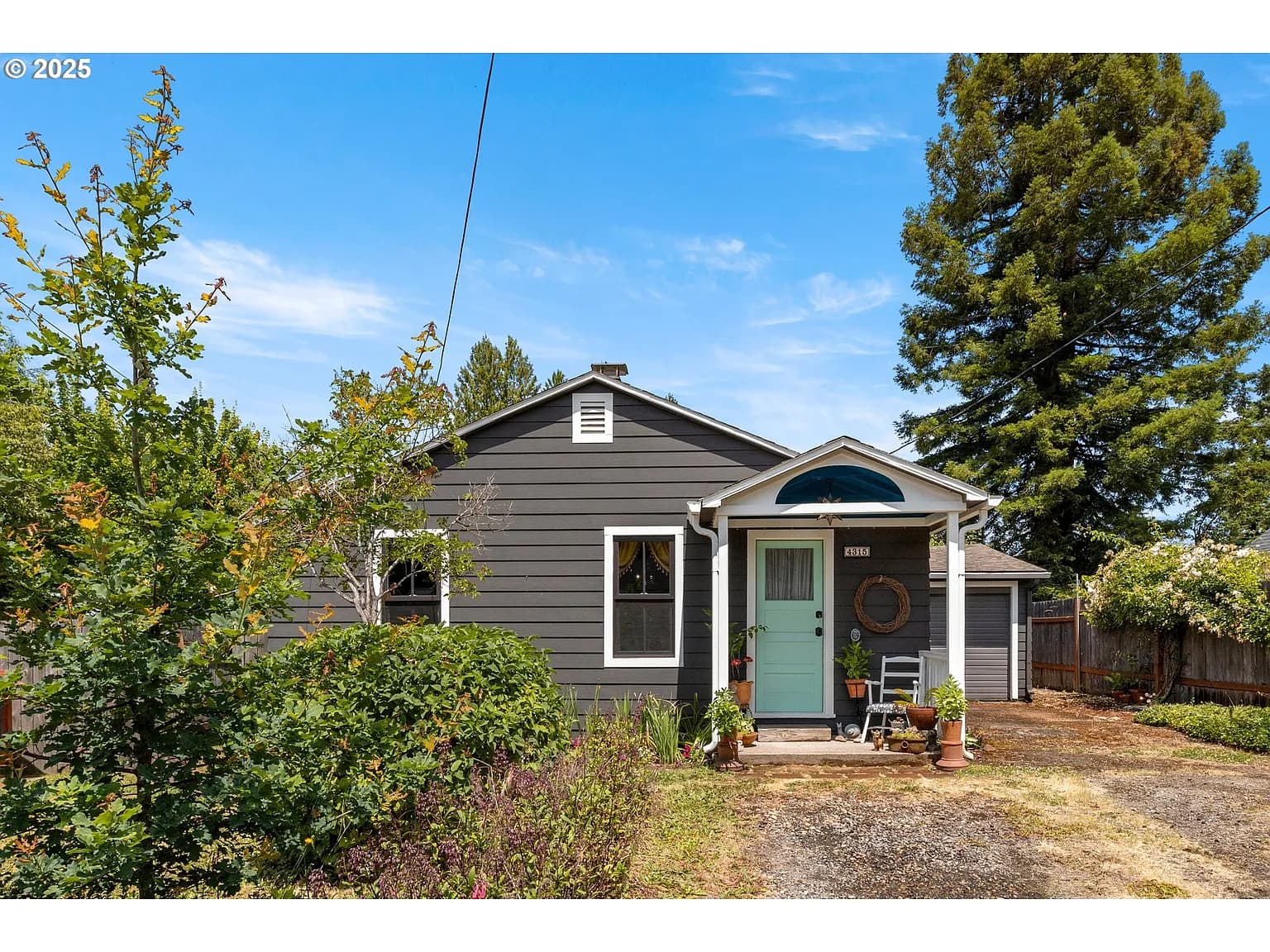 4315 SE Rhodesa St - Thumbnail 4