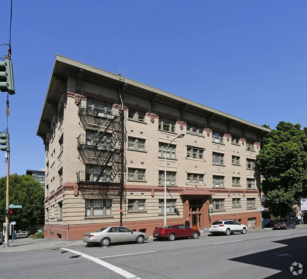 1129 SW Columbia St #31 - Thumbnail 2