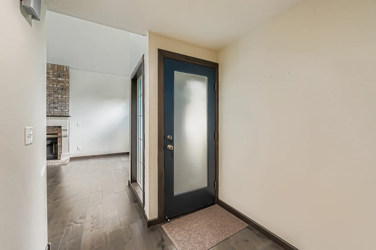 1687 SW 178th Ave - Thumbnail 4