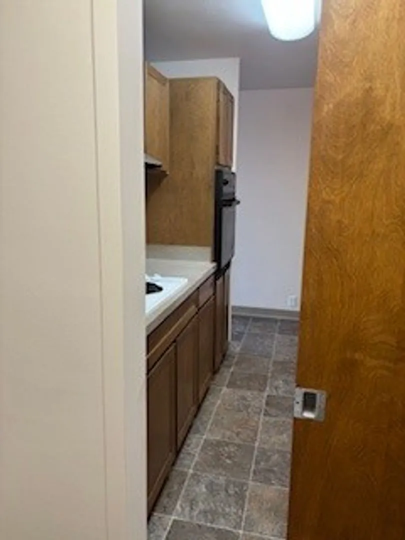 4265 NE Halsey St #313 - Thumbnail 2