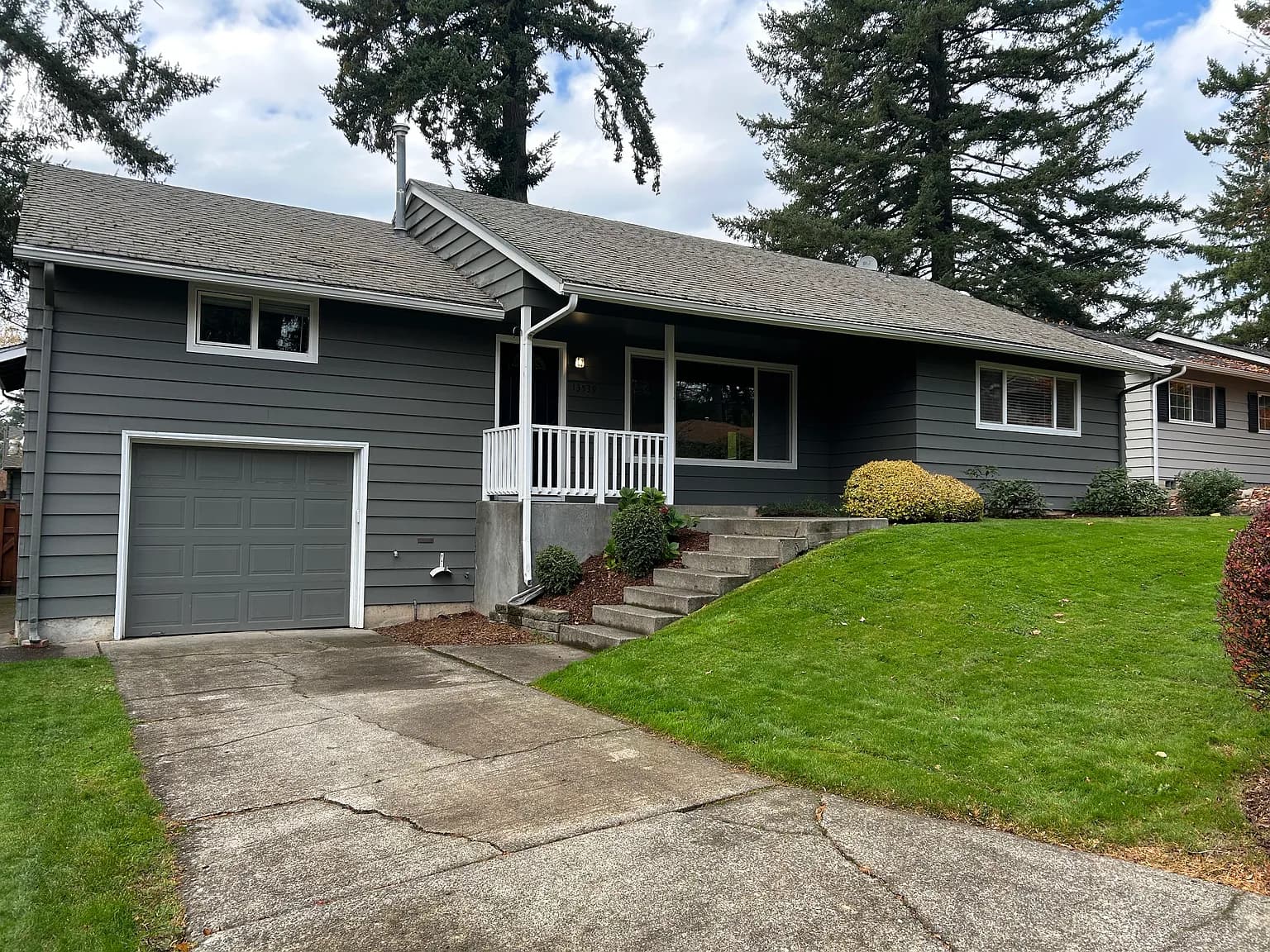 13539 SW 61st Ave - Thumbnail 2