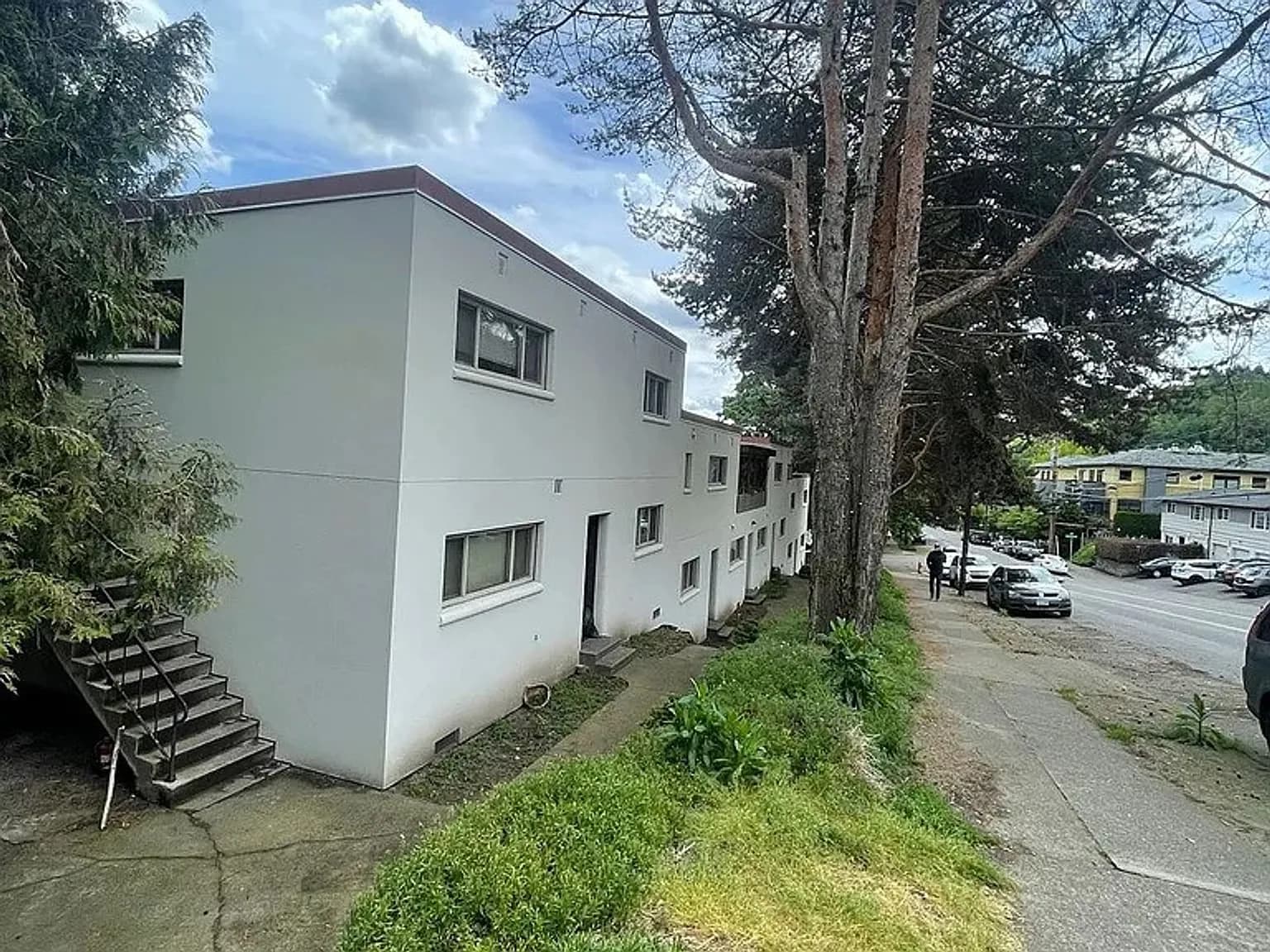 5042 SW Corbett Ave UNIT 5 - Thumbnail 3