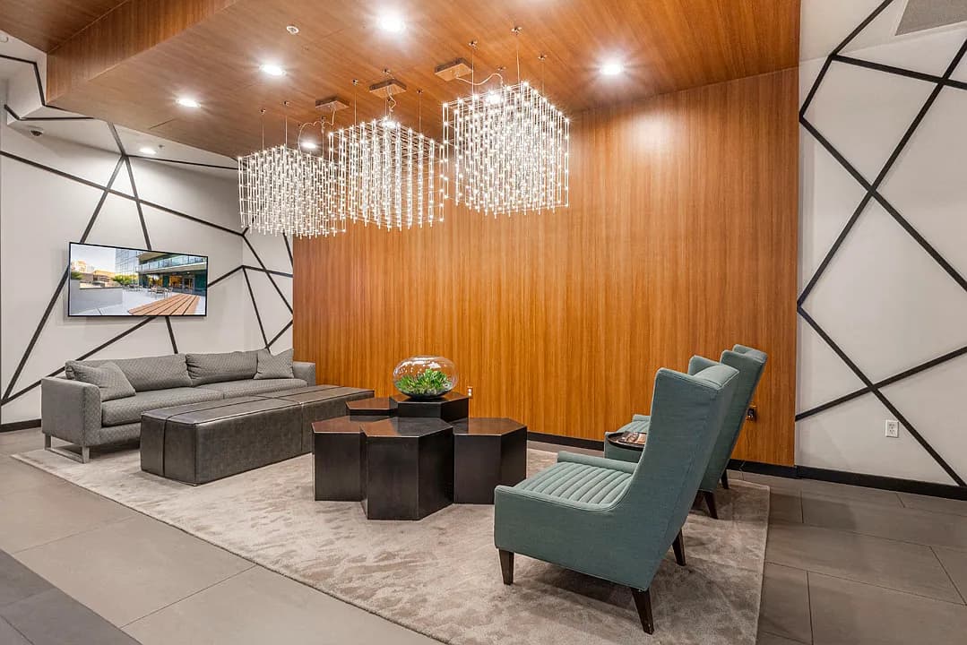 1300 SW Park Ave APT 1415