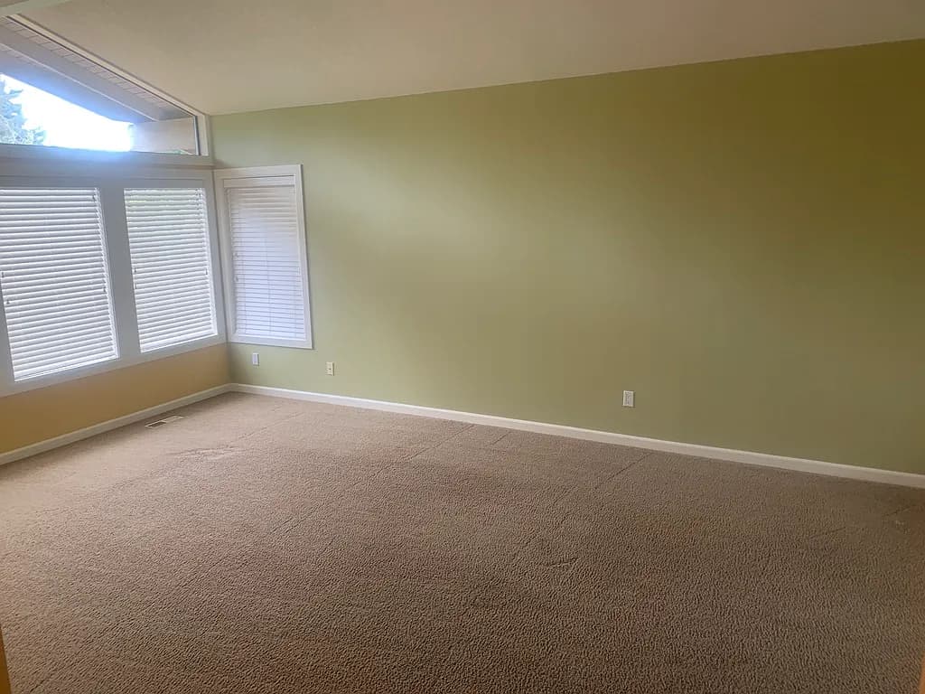 19142 Suncrest Dr - Thumbnail 4