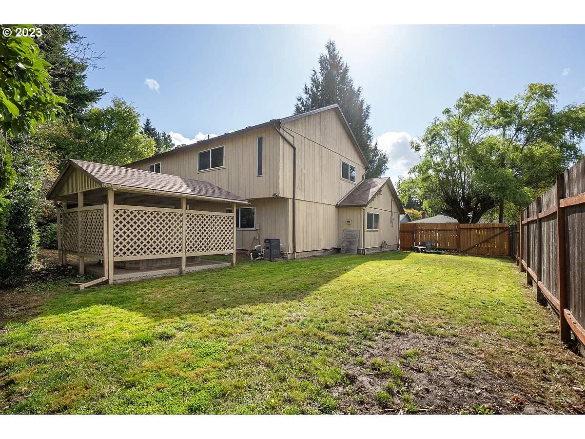 4627 SE Rhodesa St - Thumbnail 4