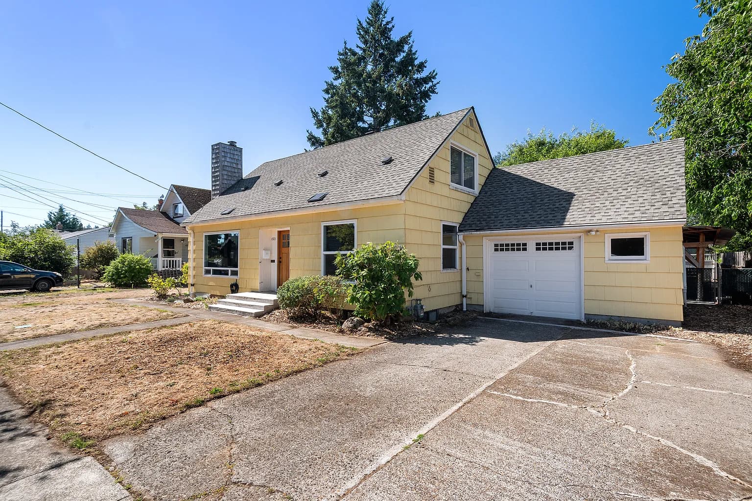 4921 SE 76th Ave - Thumbnail 3