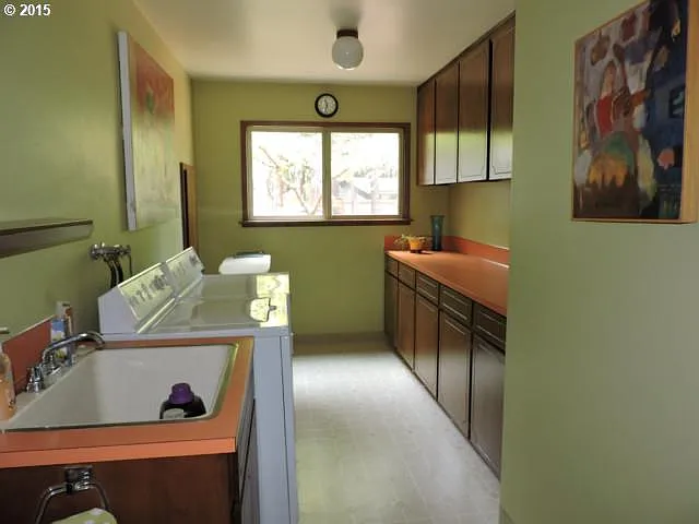 1615 SW Pheasant Dr - Thumbnail 6