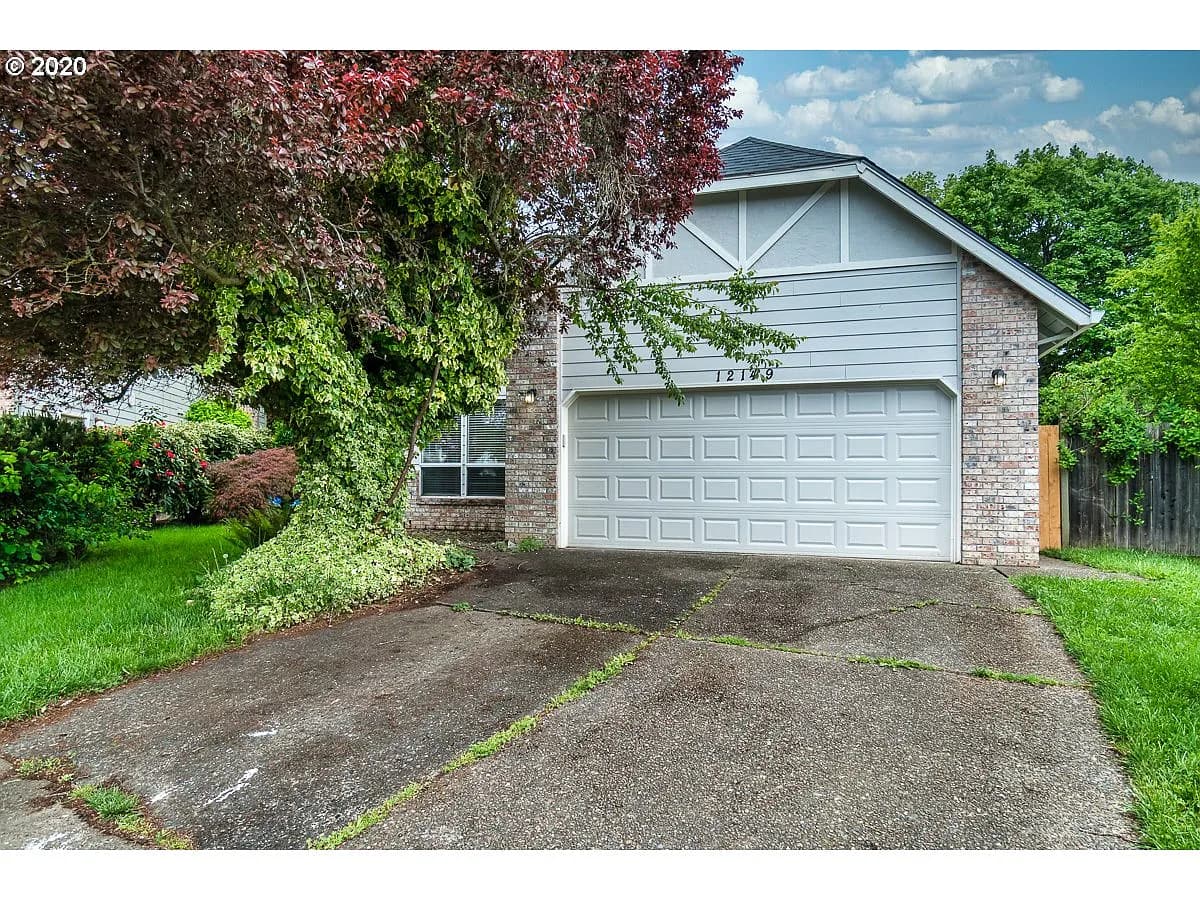 12149 SW Millview Ct - Thumbnail 3