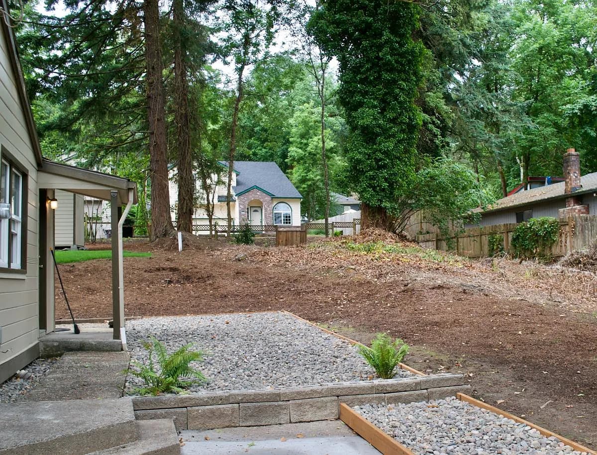 18375 Willamette Dr - Thumbnail 2