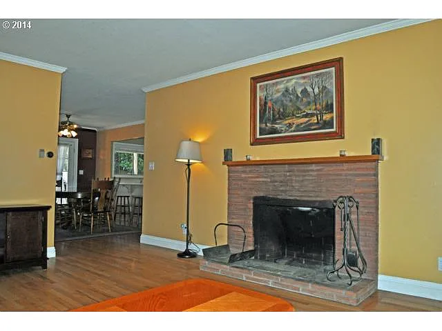 9657 SE 44th Ave - Thumbnail 4