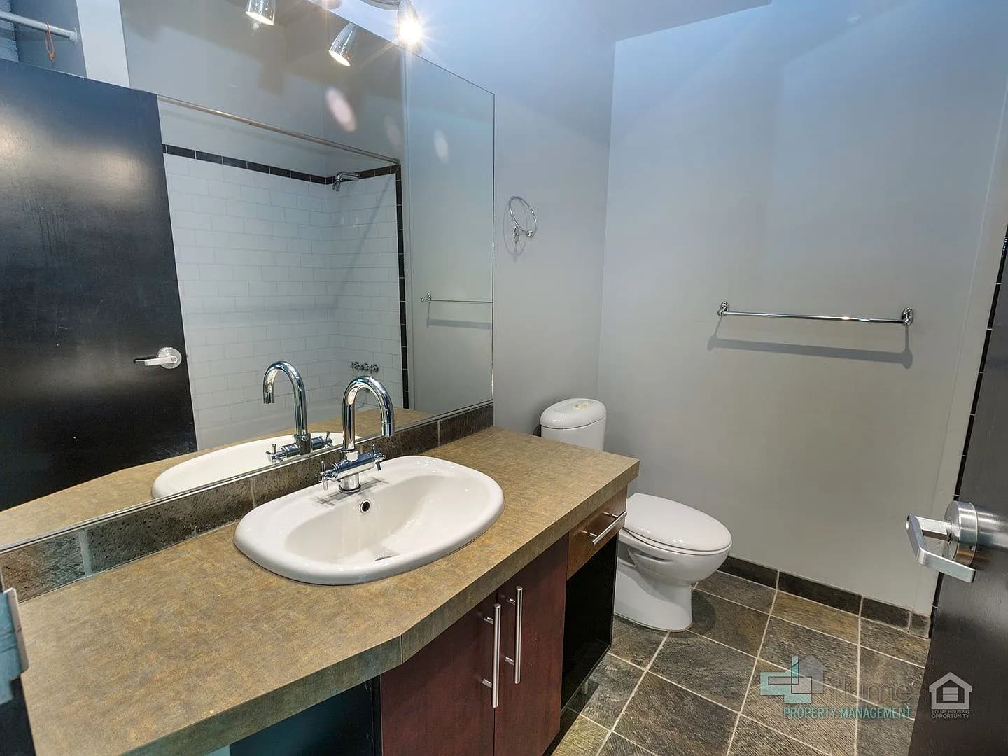 1410 SW 11th Ave UNIT 201 - Thumbnail 4