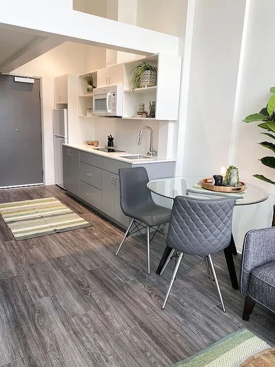 2211 SW 4th Ave APT 203 - Thumbnail 2