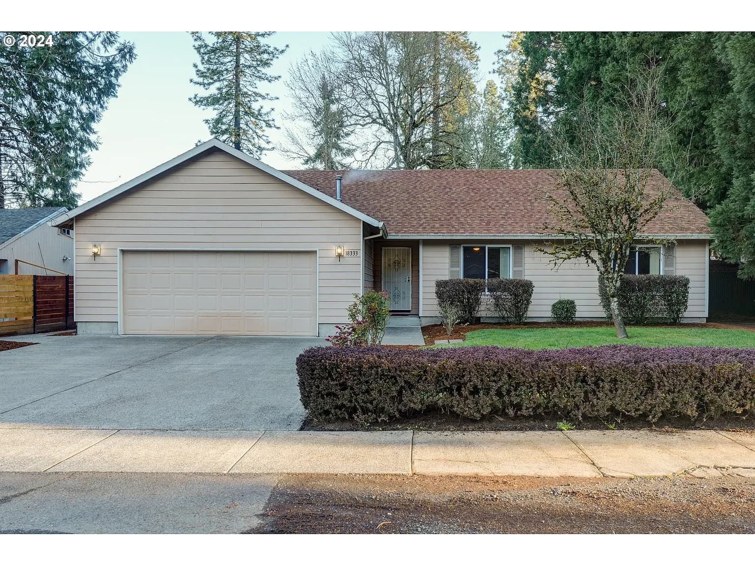 18333 Pheasant Ln - Thumbnail 2